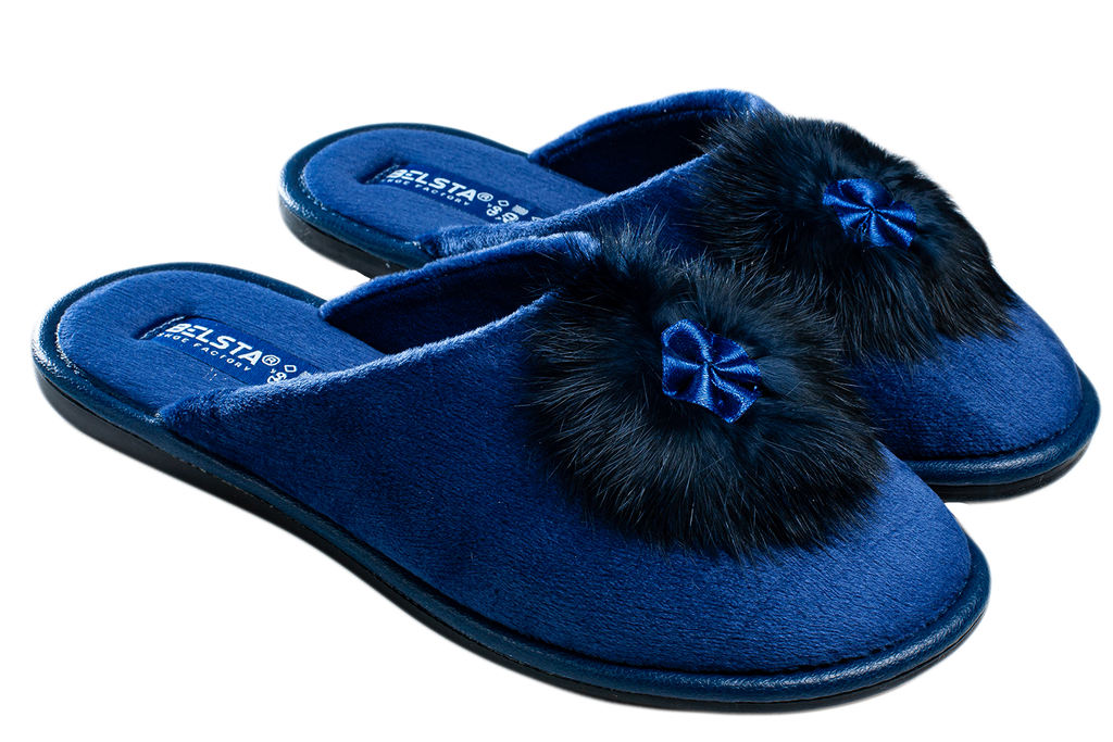 Indoor closed women's velvet slippers decorated with fur