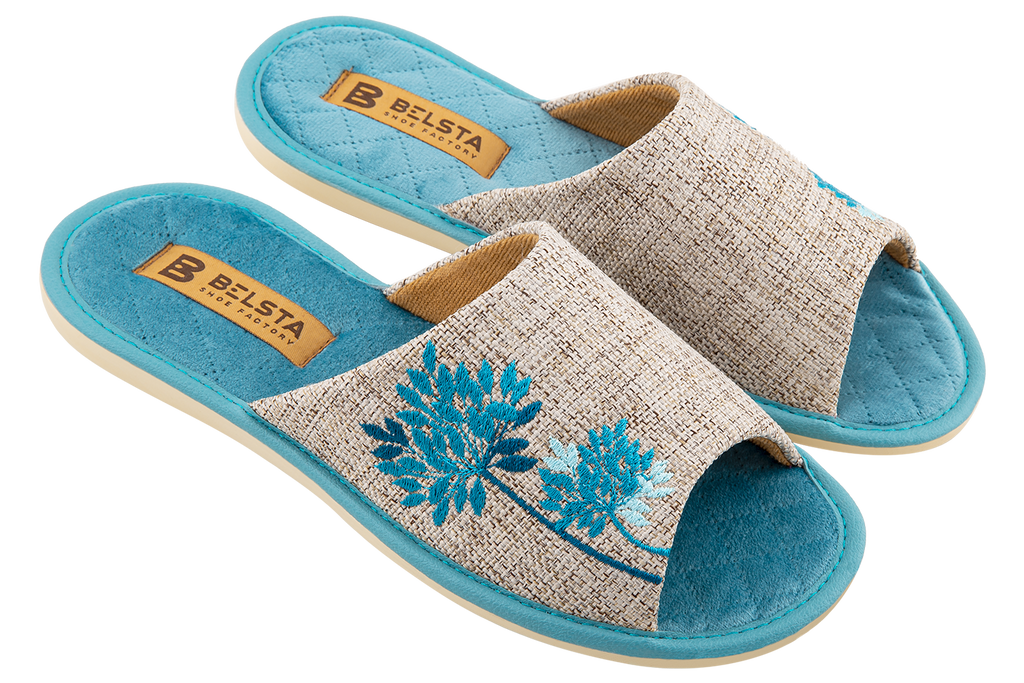 Indoor women's open slippers made of textile and quilted velvet with a magnolia design