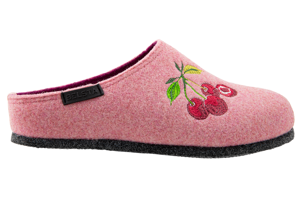 Women's closed slippers made of Italian felt with lavender embroidery