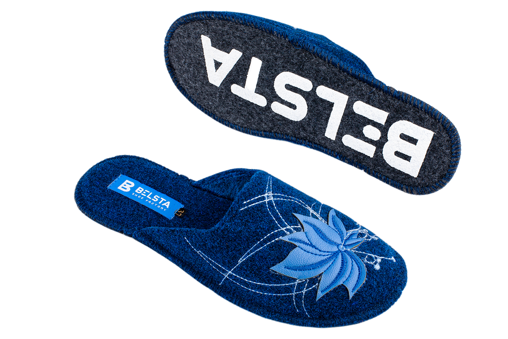Women's closed slippers BELSTA made of dark blue Italian felt, decorated with embroidery and a maple leaf appliqué
