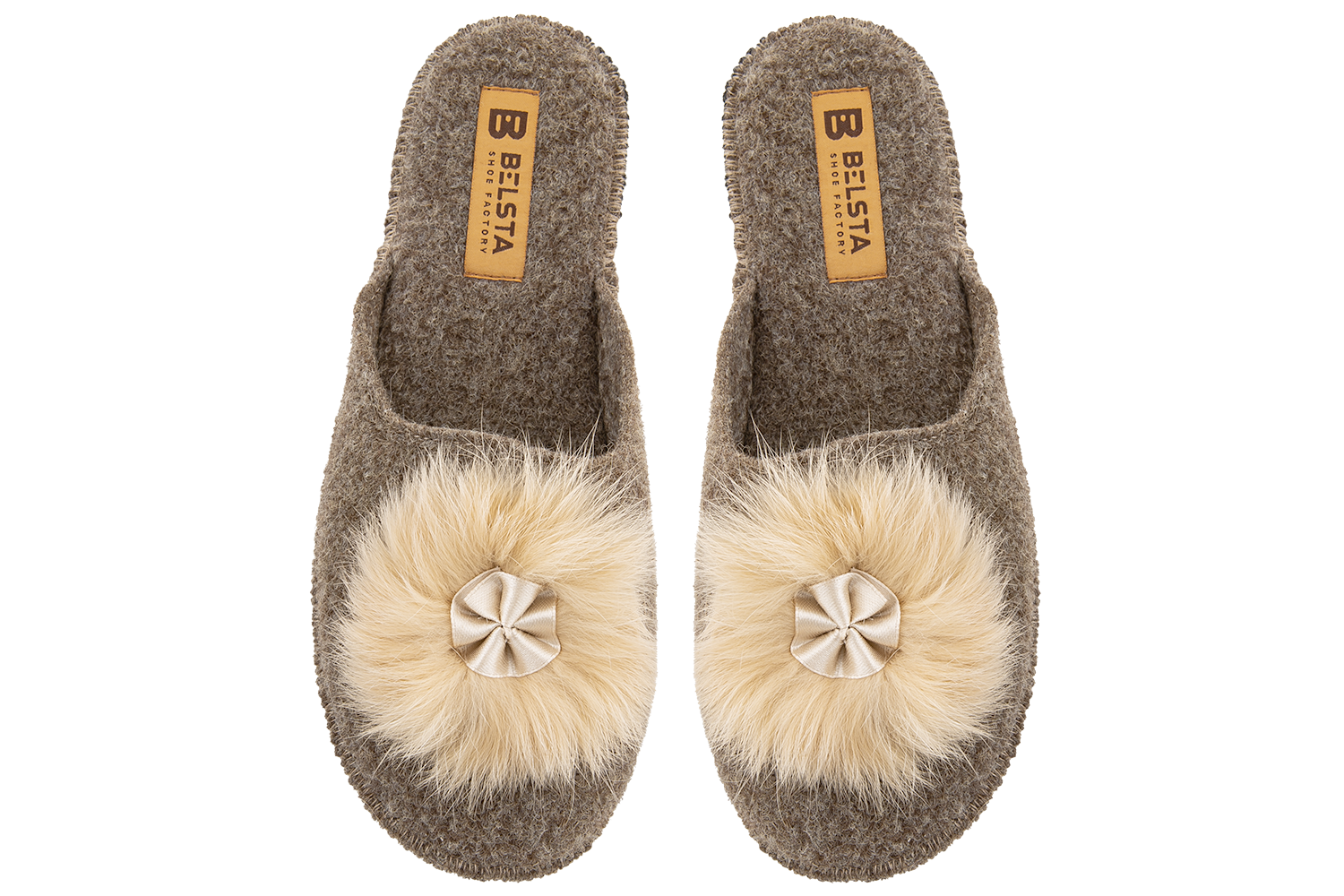 Indoor closed women's slippers made of Italian felt, decorated with fur