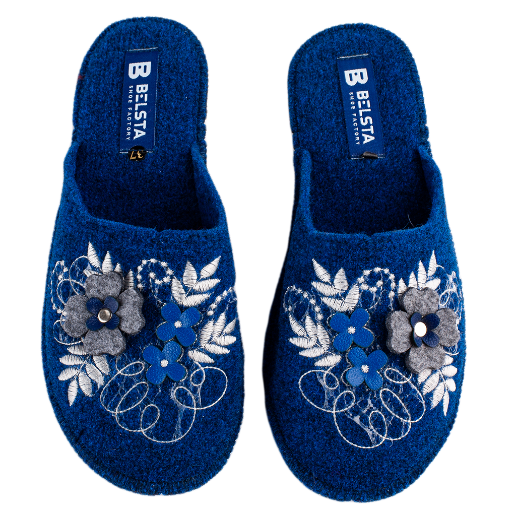 Women's closed slippers BELSTA made of dark blue Italian felt, decorated with embroidery and a floral appliqué